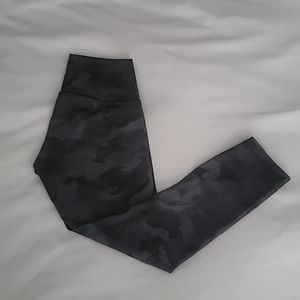 Lululemon Wunder Under Leggings